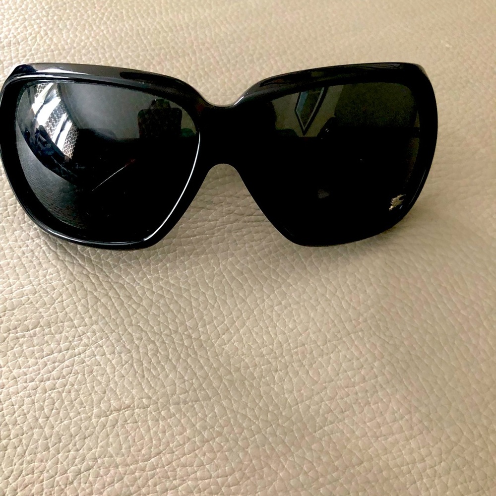 Burberry woman’s sunglasses. Case included. Brand new no scratches.